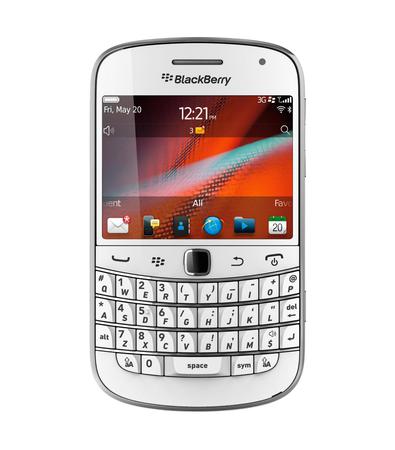 Смартфон BlackBerry Bold 9900 White Retail - Белебей